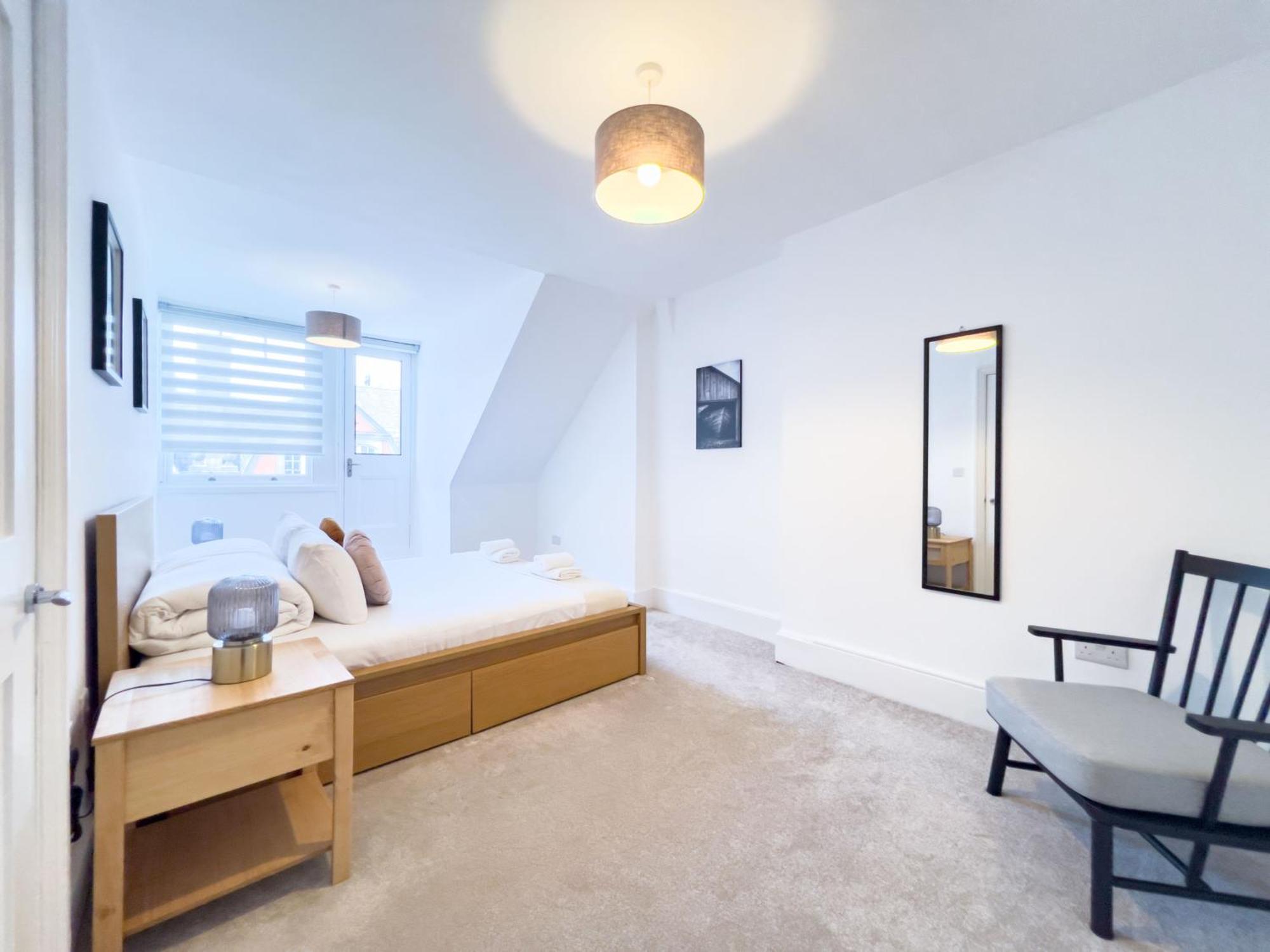 Appartamento 3-bed In The Heart Of Fitzrovia *